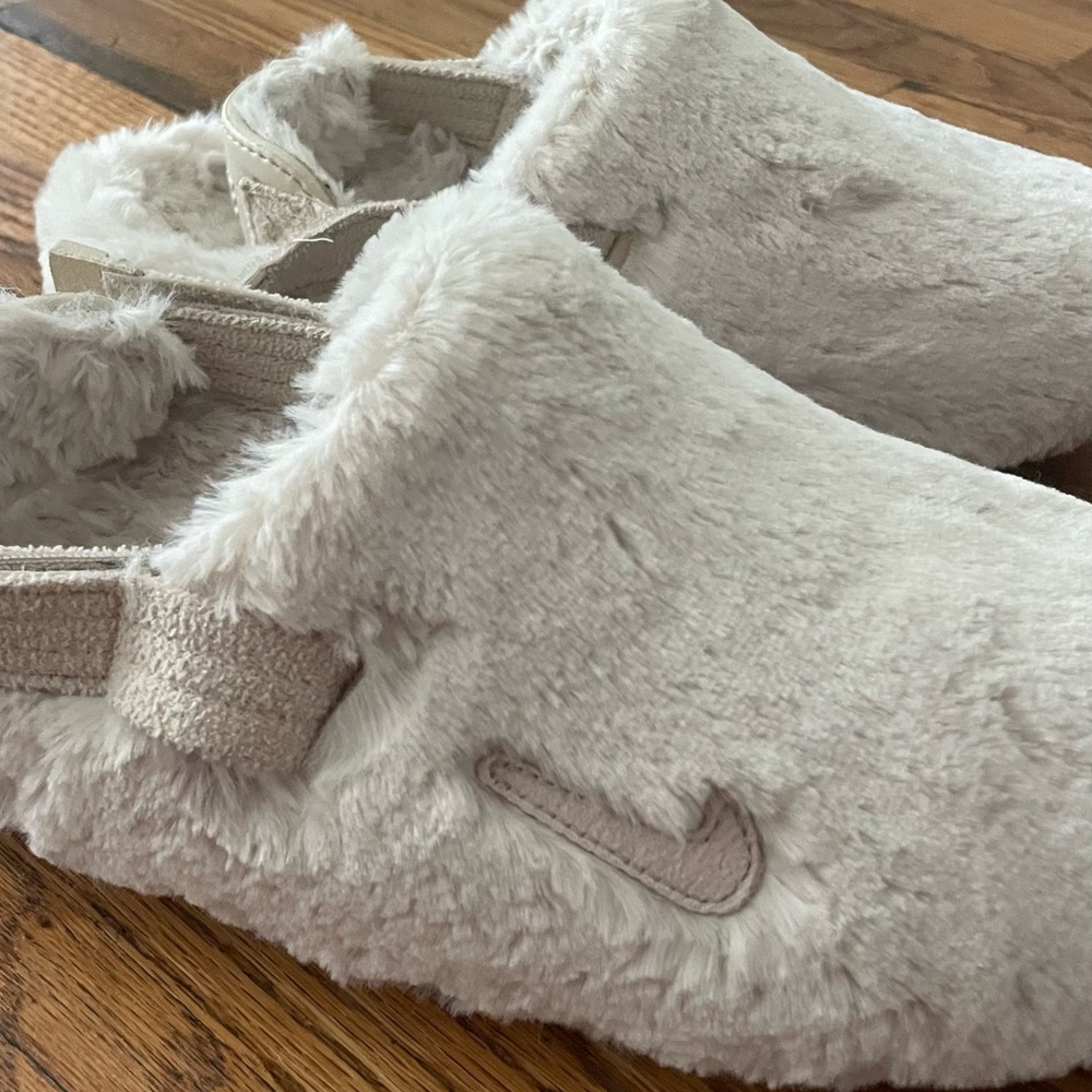 Nike Calm SE Mules